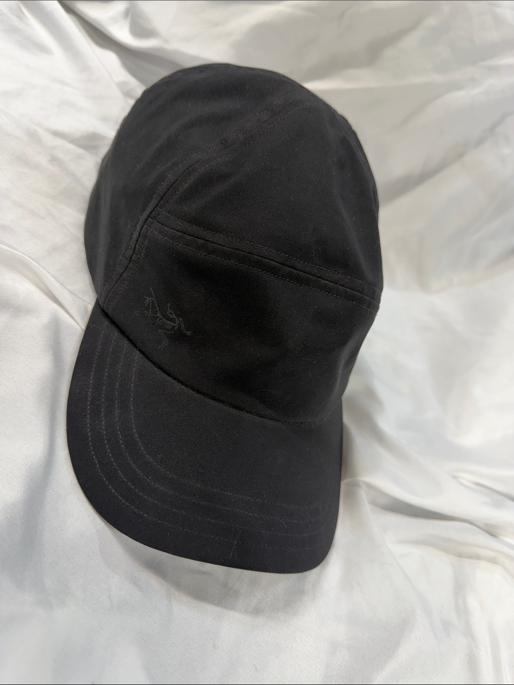 ARC’ TERYX Equipment Black adjustable CA#34438 Baseball Cap